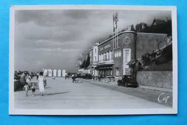 Foto Ansichtskarte AK Villerville 1930-1940 Le Casino Municipal Frankreich France 14 Calvados